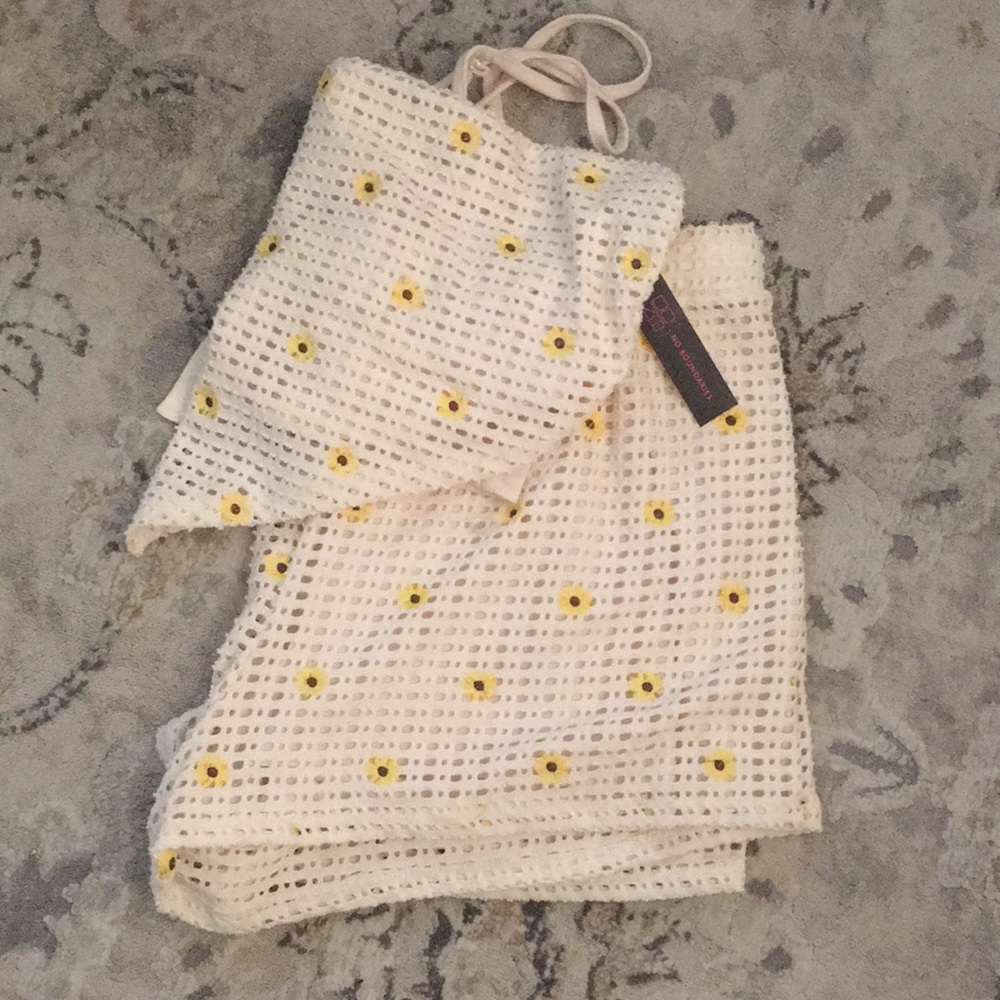 Daisy Crochet Tank and Shorts Set Juniors XXL (19)